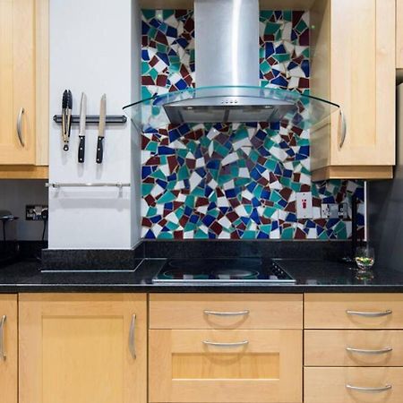 Steps From Hyde Park 2Br 2Bath Sleeps 6 Leilighet London Eksteriør bilde