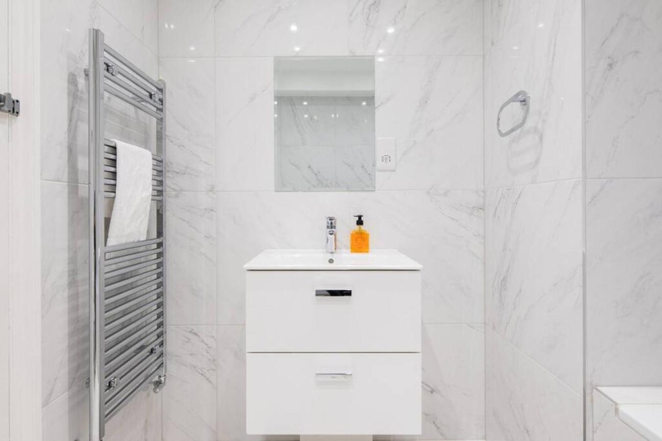 Steps From Hyde Park 2Br 2Bath Sleeps 6 Leilighet London Eksteriør bilde
